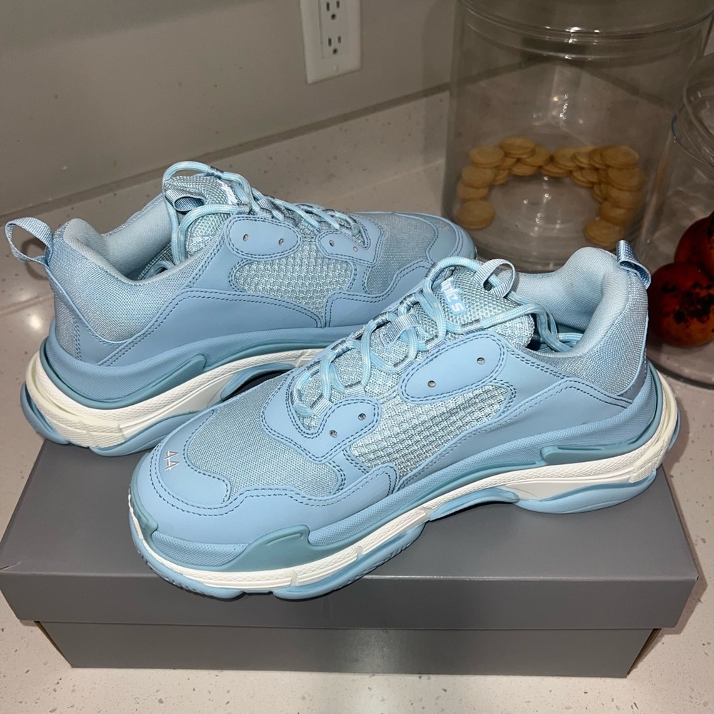 Balenciaga TRIPLE S SNEAKER MONOCOLOR/ BCL SOLE/NW LIGHT BLUE/WHITE E 44